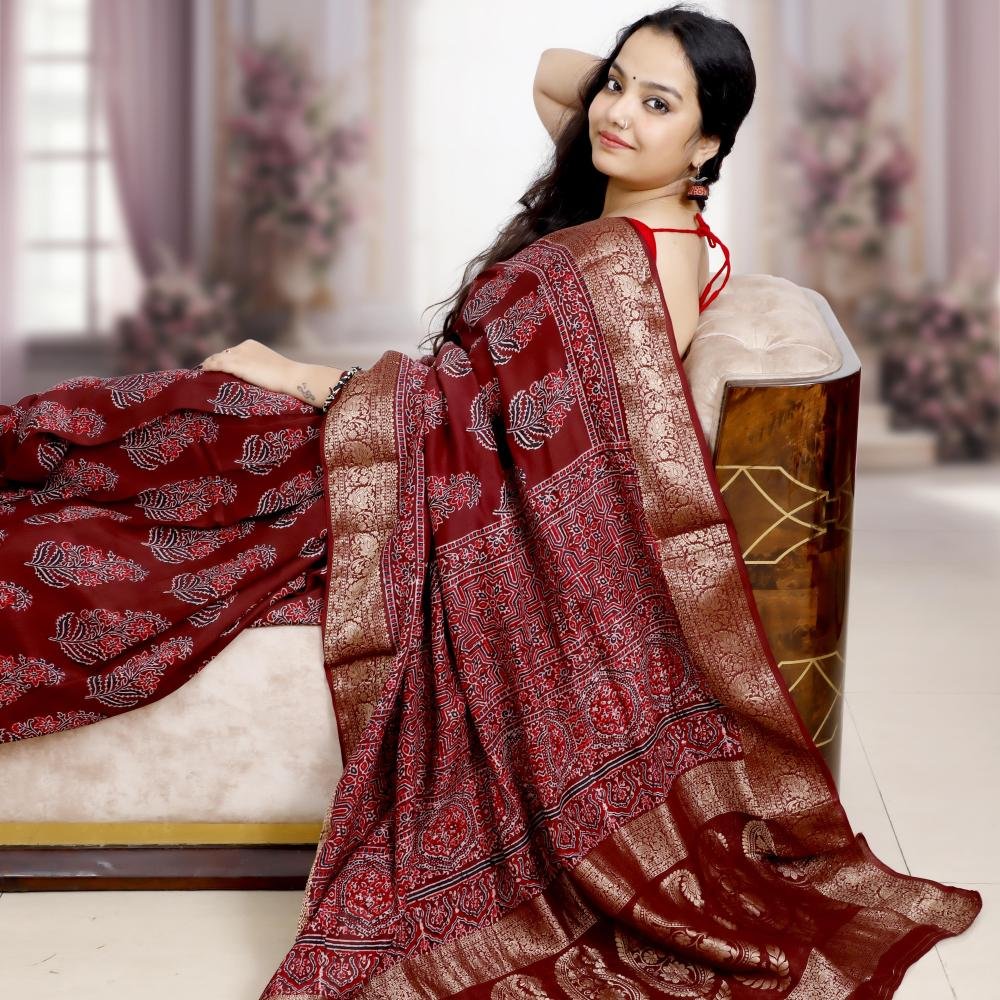 AJRAKH DOLA SILK SAREE (WINE) WITH NAKSHI ZARI PALLU