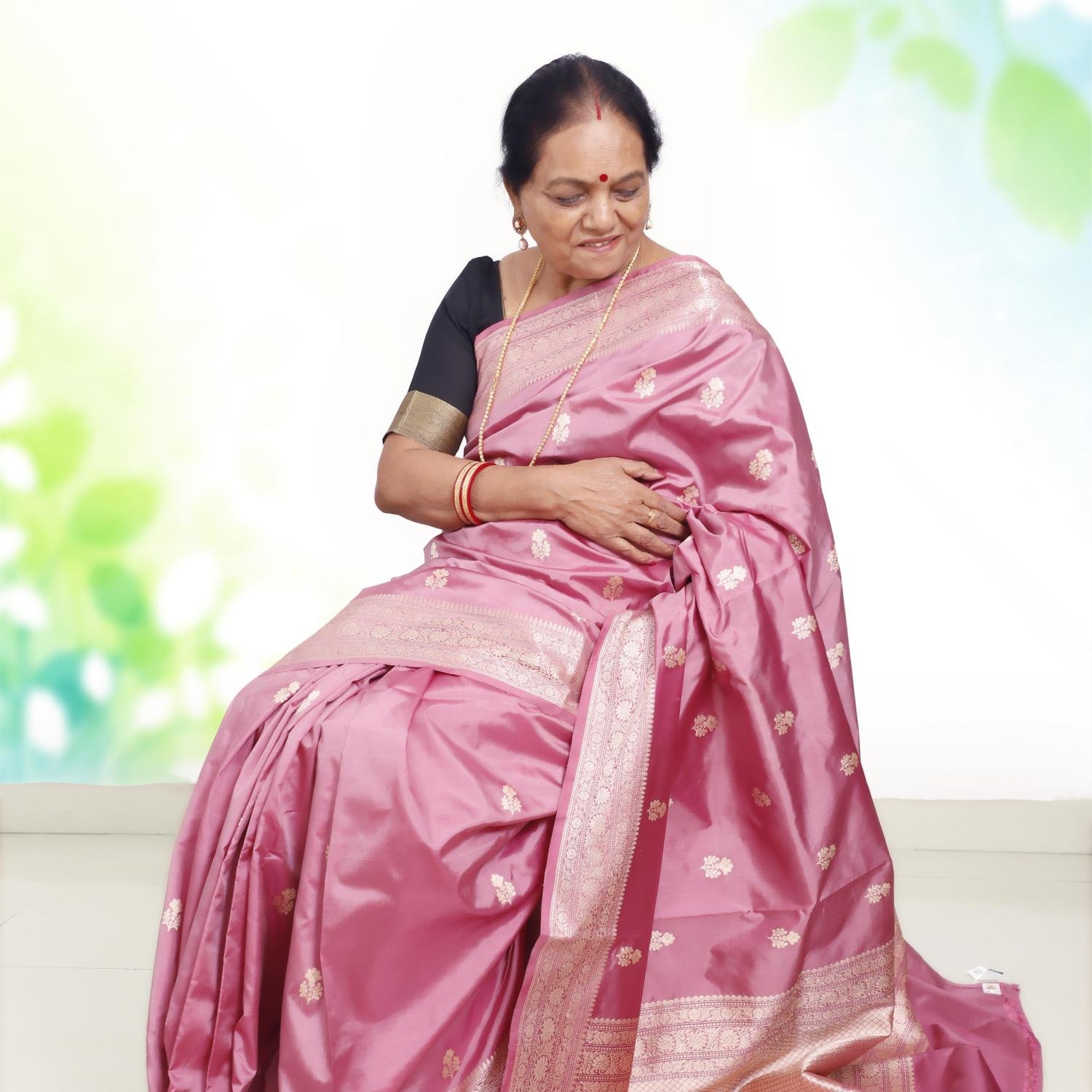 Pure Katan Silk Banarasi Handloom Saree with Kadhua Work – Onion Pink