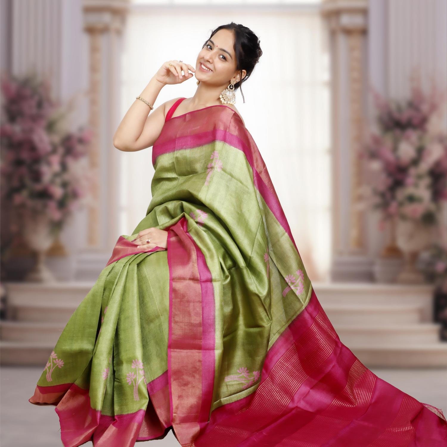 Bishnupuri Gachi Tusser Silk Saree with Hand-Painted Design – Green & Pink